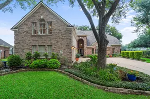 39 Rippling Creek Dr, Sugar Land, TX 77479 - Photo 43