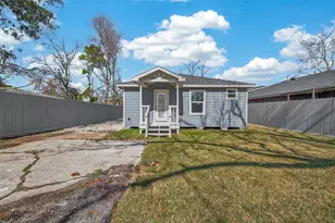 7024 Gonzales St, Houston, TX 77020 - Photo 11