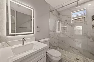 7024 Gonzales St, Houston, TX 77020 - Photo 31