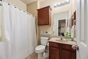 13301 Misting Falls Ln, Pearland, TX 77584 - Photo 25