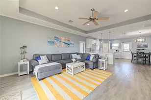 14110 Miramar Dr, Galveston, TX 77554 - Photo 17