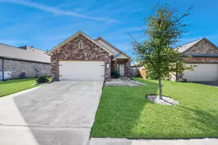 2335 Spring Hollow Dr, Baytown, TX 77521 - Photo 1