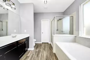 2335 Spring Hollow Dr, Baytown, TX 77521 - Photo 11