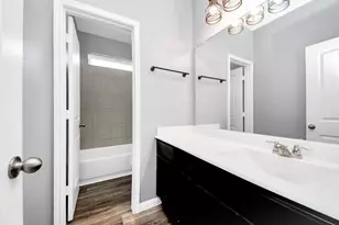 2335 Spring Hollow Dr, Baytown, TX 77521 - Photo 15