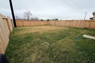 29655 Knollwood Bay Rd, Waller, TX 77484 - Photo 3