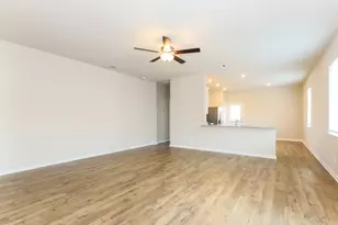 15643 Plum Brk Dr, Conroe, TX 77303 - Photo 3