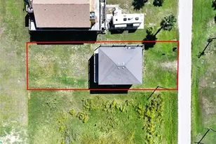 844 S Sage Rd, Crystal Beach, TX 77650 - Photo 39