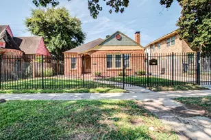 2608 Rosewood St, Houston, TX 77004 - Photo 1