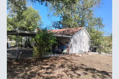 411 S Texana Street, Hallettsville, TX 77964 - Photo 7