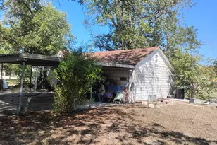 411 S Texana St, Hallettsville, TX 77964 - Photo 7