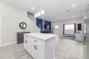 8723 Compton St, Houston, TX 77016 - Photo 9