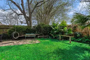 2170 Pilgrims Point Dr, Friendswood, TX 77546 - Photo 25