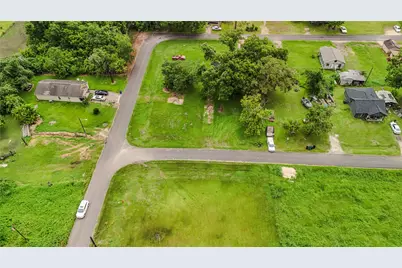 620 Austin Street, West Columbia, TX 77486 - Photo 11