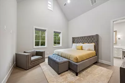 26 Valley Forge Drive, Bunker Hill Village, TX 77024 - Photo 29