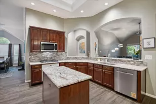 2626 Kenwood Park Ln, Spring, TX 77386 - Photo 9