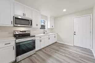 4611 W Hunting St, Houston, TX 77026 - Photo 7