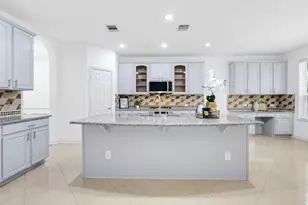 1235 Ancrum Hill Ln, Sugar Land, TX 77479 - Photo 9