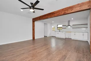 262 1/2 De Boll St, Houston, TX 77022 - Photo 5