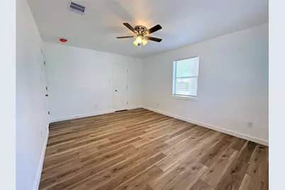 3204 Avenue K, Bay City, TX 77414 - Photo 21