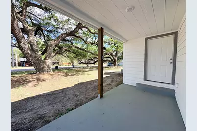 3204 Avenue K, Bay City, TX 77414 - Photo 1