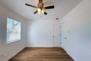 3204 Avenue K, Bay City, TX 77414 - Photo 13