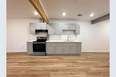 3204 Avenue K, Bay City, TX 77414 - Photo 9