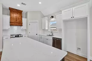 125 Turnrow Cv, Snook, TX 77878 - Photo 11