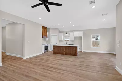 125 Turnrow Cove, Snook, TX 77878 - Photo 7