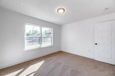 8658 Sonneville Drive, Houston, TX 77080 - Photo 27