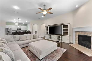 2606 Tacoma Springs Dr, Conroe, TX 77304 - Photo 3