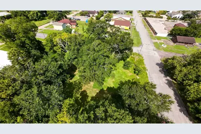 360 Center Street, Beaumont, TX 77701 - Photo 7