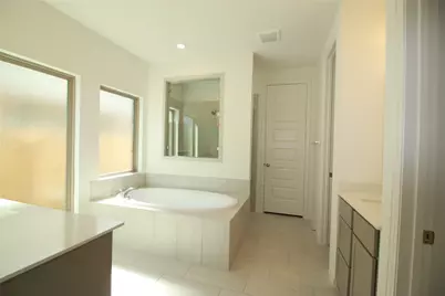 16750 Yaklin Meadow Court, Humble, TX 77346 - Photo 7