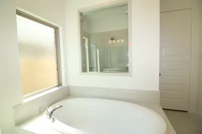 16750 Yaklin Meadow Court, Humble, TX 77346 - Photo 11