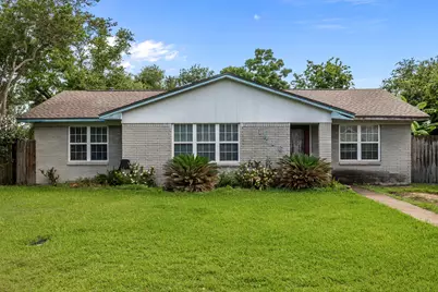 1416 N Avenue F, Freeport, TX 77541 - Photo 1