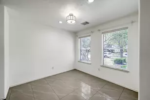 50 Thicket Grove Pl, Conroe, TX 77385 - Photo 5