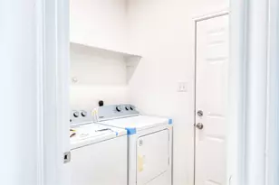 9812 Arbor Oak, Willis, TX 77318 - Photo 11