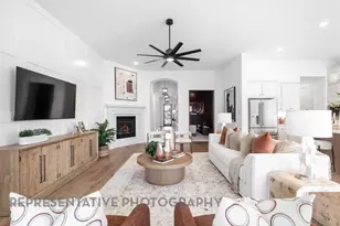 12115 Lake View Blvd, Mont Belvieu, TX 77523 - Photo 7