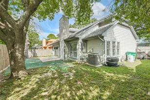 13855 Cherry Hollow Ln Ln, Houston, TX 77082 - Photo 5