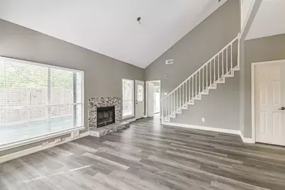 13855 Cherry Hollow Ln Lane, Houston, TX 77082 - Photo 19