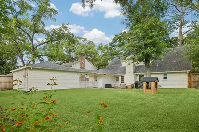747 Thistlewood Drive, Houston, TX 77079 - Photo 25