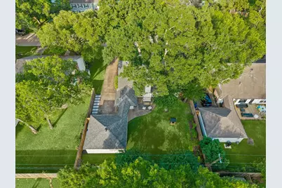 747 Thistlewood Drive, Houston, TX 77079 - Photo 25