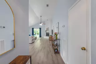 10546 Waving Fields Dr, Houston, TX 77064 - Photo 5