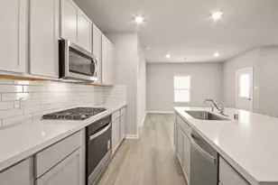 12307 Ridge Top Ct, Conroe, TX 77304 - Photo 5