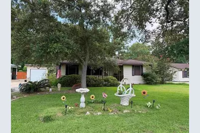 2890 W Lucas Drive, Beaumont, TX 77706 - Photo 3