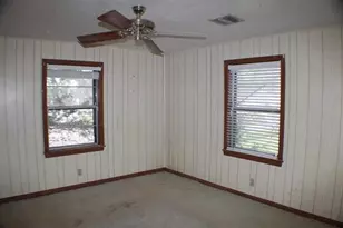 2890 W Lucas Dr, Beaumont, TX 77706 - Photo 25