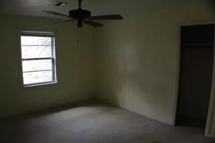 2890 W Lucas Dr, Beaumont, TX 77706 - Photo 25