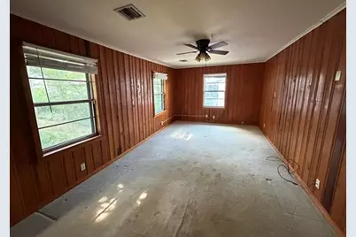2890 W Lucas Drive, Beaumont, TX 77706 - Photo 21