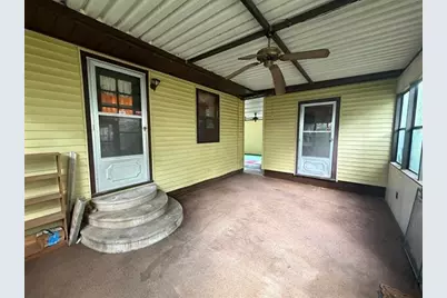 2890 W Lucas Drive, Beaumont, TX 77706 - Photo 27