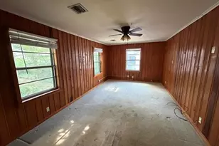 2890 W Lucas Dr, Beaumont, TX 77706 - Photo 21