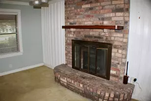 2890 W Lucas Dr, Beaumont, TX 77706 - Photo 11